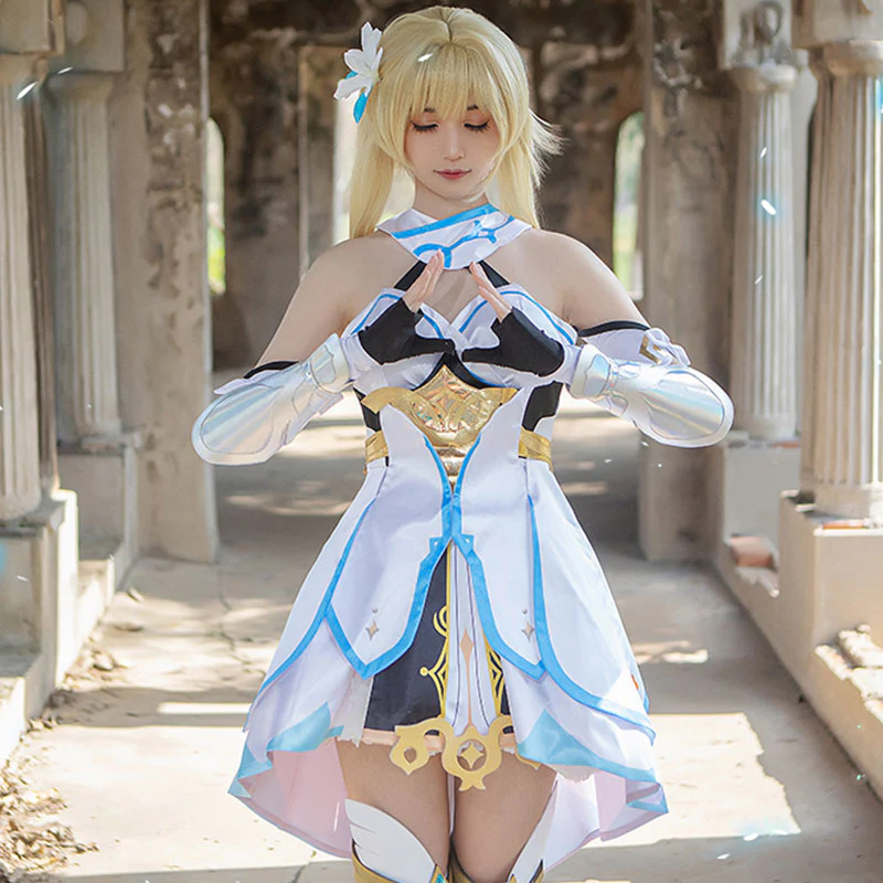 10 Best Genshin Impact Cosplay on the Internet 2 Lumine - The Traveler (By Yelan Cosplay)