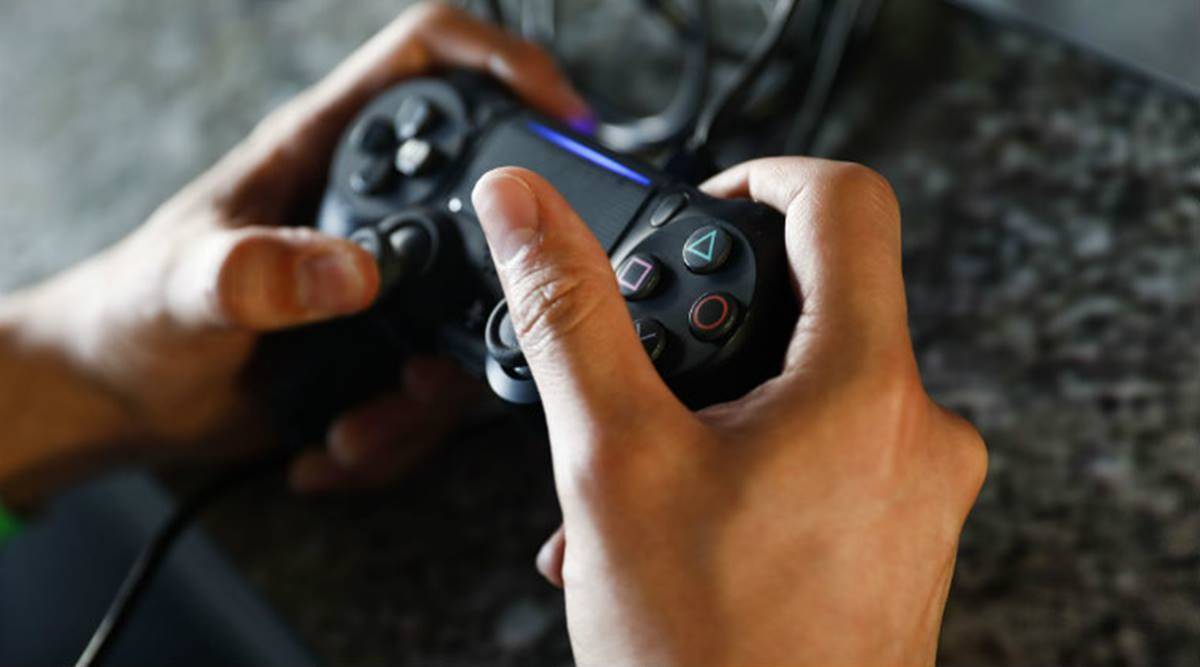 how to gameshare on ps4 with 2 friends how to gameshare on ps4 with 2 friends
