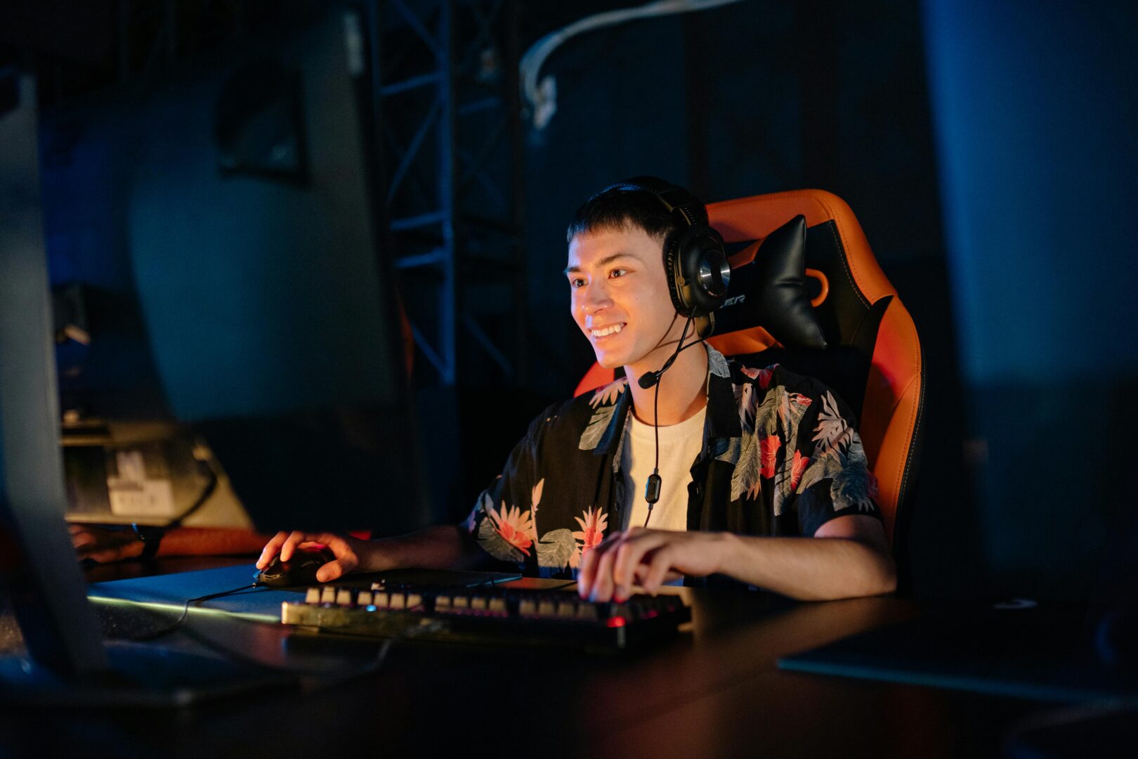 The Social Fabric of Gaming: How Communities Shape Modern Game Culture 1 omggamer_image_gamer